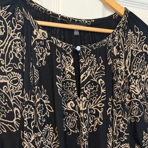 Lucky Brand Black and Cream Floral Blouse